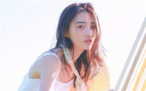 我想我应该不会爱你 但我却爱上了你 我想我应该不会爱你 但我却爱上了你第4张